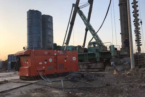 木里如何检查发电机组燃油系统的密封性？