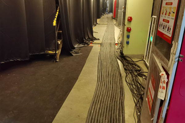 木里柴油发电机组的输出电压可以调节到哪些范围？