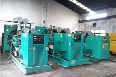 木里如何判断汽油发电机组电瓶的使用寿命？